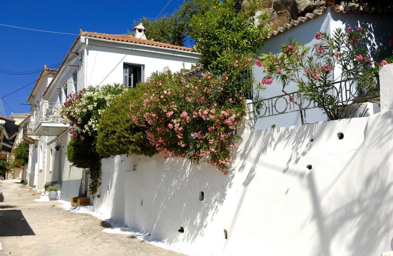 Sto Roloi Island Houses Poros Town Buitenkant foto